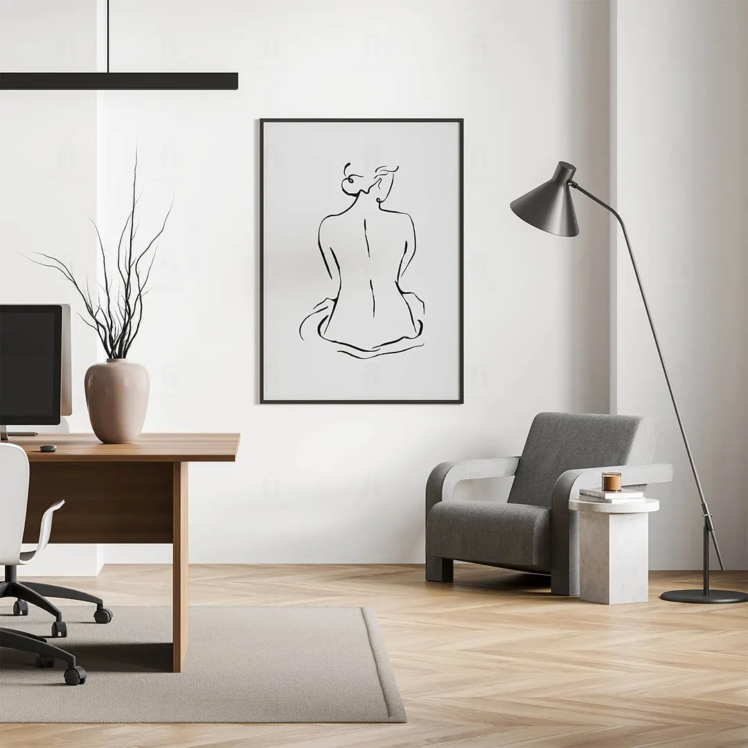 Plakat z czarno-białą grafiką line art przedstawiającą zarys kobiecej postaci / sylwetki. w biurze/ kabinecie